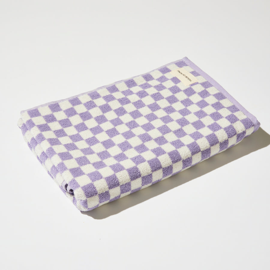 BATH TOWEL IN LILAC CHECK