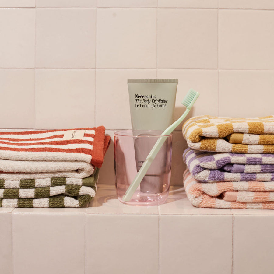 HAND TOWEL IN GREEN OLIVE CHECK