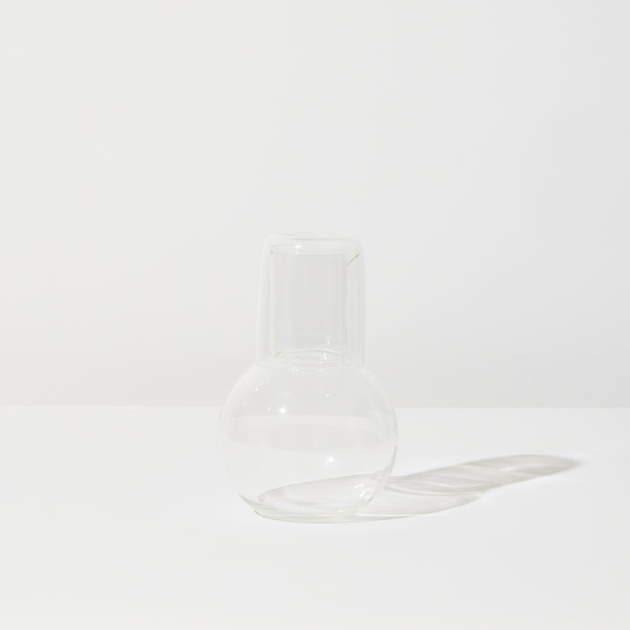 BELLY CARAFE + CUP SET IN CLEAR